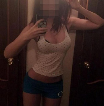 Юлиана, 22 года, 2 размер груди